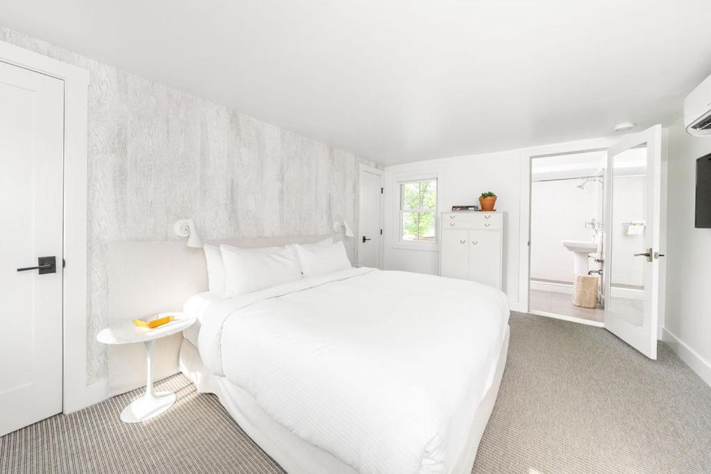White Moose Inn Washington Экстерьер фото